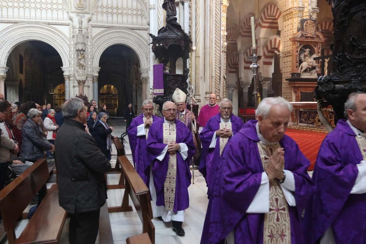 Con la imposición de cenizas arranca la Cuaresma