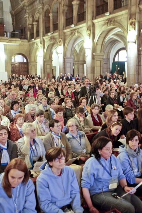 Vigilia en la iglesia de San José en la víspera de la beatificación del fundador del Santo Ángel.