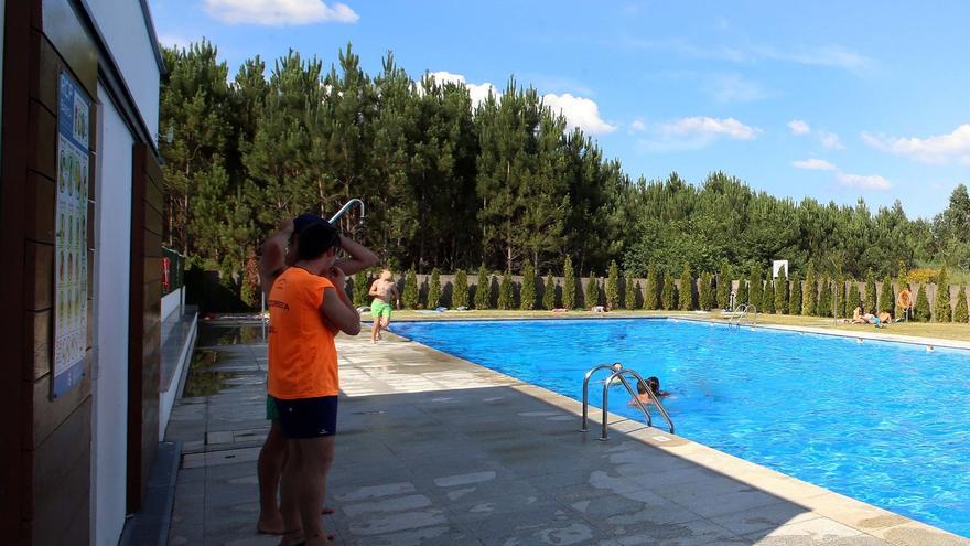 Mondariz y Covelo prohíben el uso del agua para regar huertos o llenar piscinas