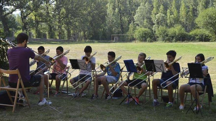 25 años formando a la cantera de las bandas de música de Teruel