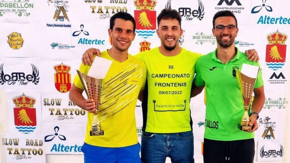 Los ganadores del campeonato se llevaron 1.000 euros y un trofeo. | S. E.