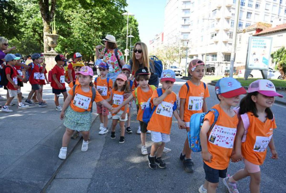 Os rapaces percorreron Pontevedra. |  R.V.
