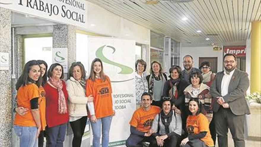 El Colegio de Trabajadores Sociales presenta la nueva ley de servicios sociales