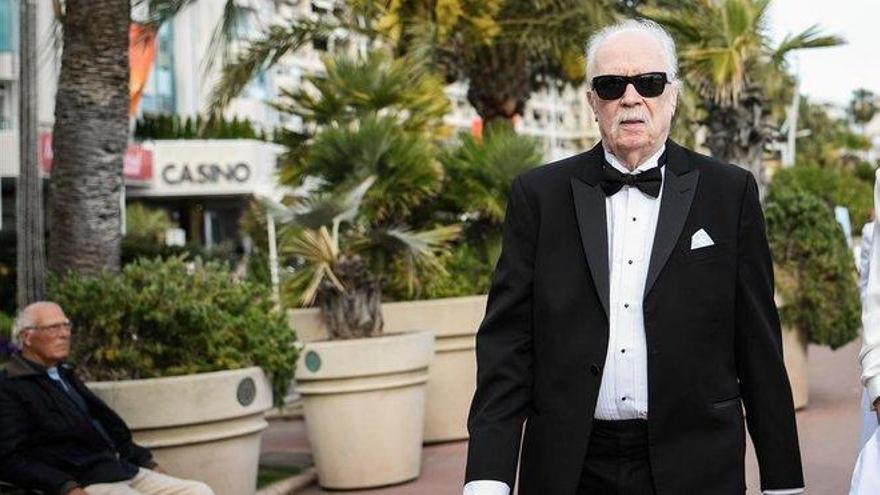 El glamuroso Cannes se rinde al as del horror de serie B John Carpenter