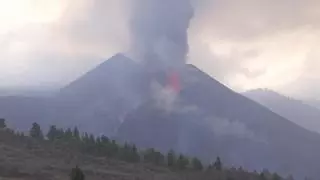 La erupción de La Palma cumple tres meses en sus horas más bajas
