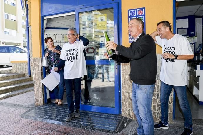 LAS PALMAS DE GRAN CANARIA 06-01-2019 LAS PALMAS DE GRAN CANARIA. Segundo Premio de la Loteria de El Niño en la Administración nº 36 del Barrio de La Feria y la Administración nº 22 de la calle Tenerife, en la foto Administracion de Loteria nº36 del Barrio de la Feria.  FOTOS: JUAN CASTRO