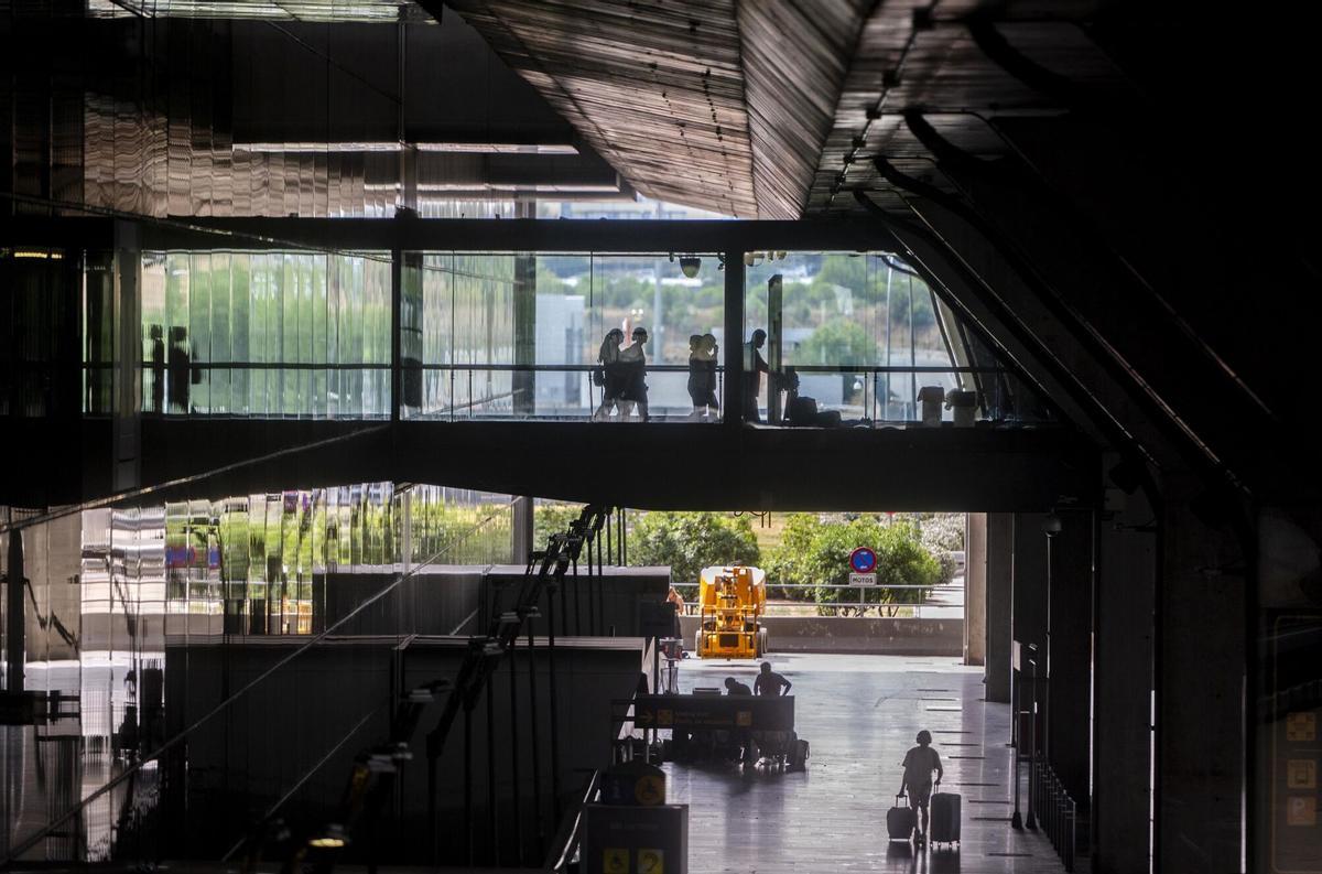 La terminal T4 del aeropuerto Adolfo Suárez Madrid-Barajas, en una imagen de archivo.