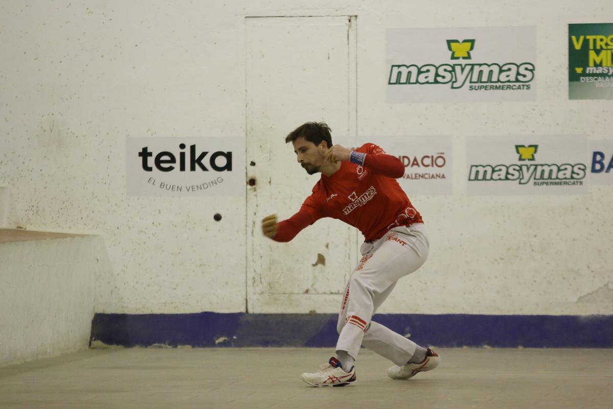 Puchol II va donar una nova exhibició l Trofeu Mixt MasyMas