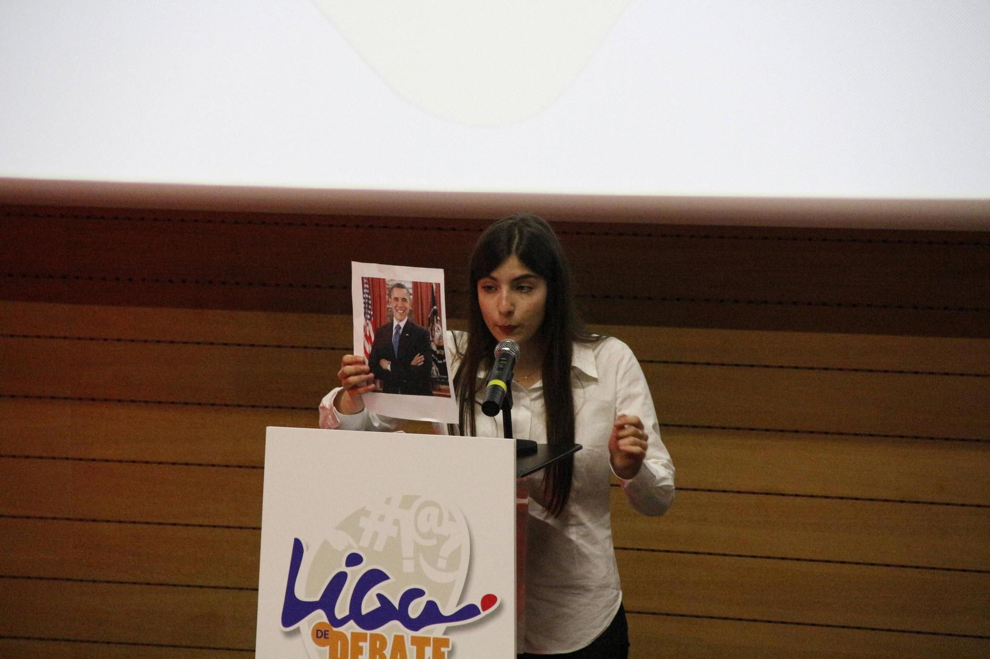 La semifinal de la Liga de Debate Escolar Municipal de Gijón, en imágenes