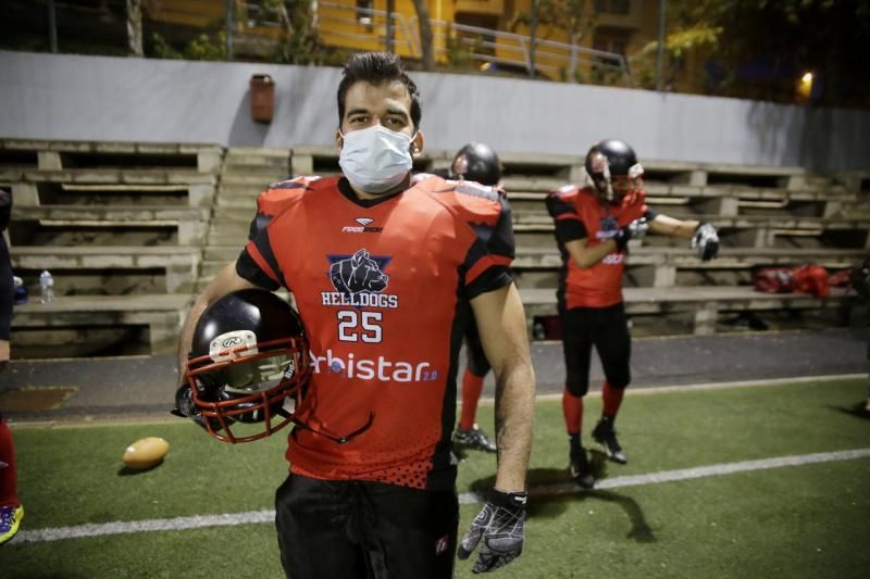 Equipo de fútbol americano Tenerife Helldogs