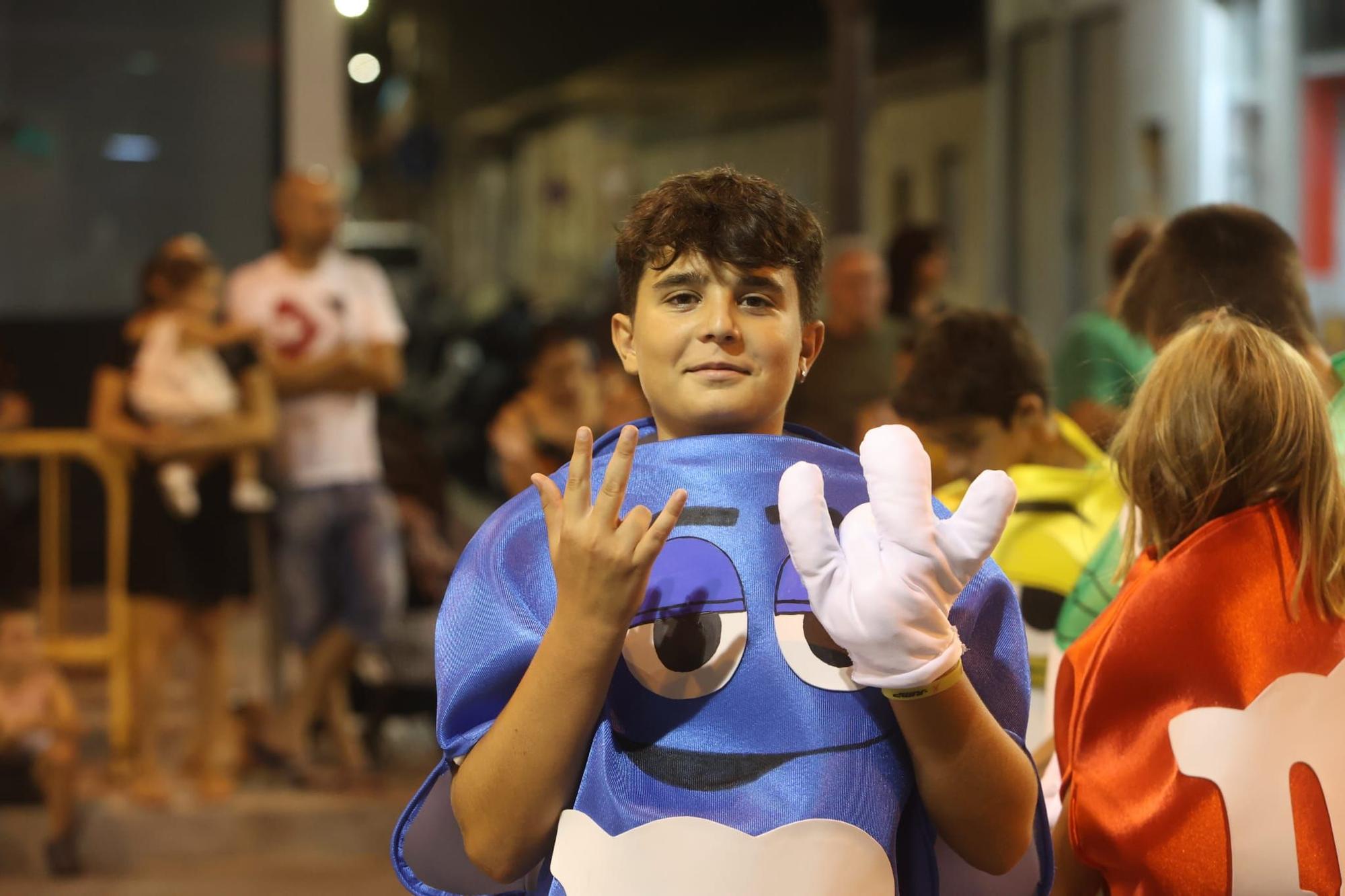 Desfile del Ninot en San Vicent