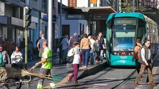 Cortes en el Tranvía de Tenerife por la manifestación del 20A