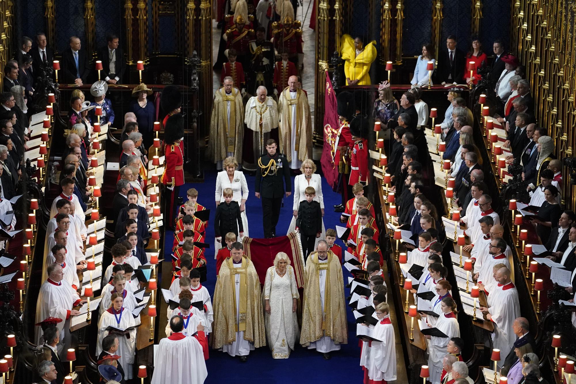 La coronació de Carles III en imatges