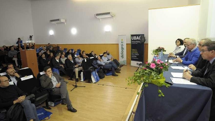 Acto de clausura de los Encontros Gandeiros, en el auditorio de la UNED. // Bernabé/Javier Lalín