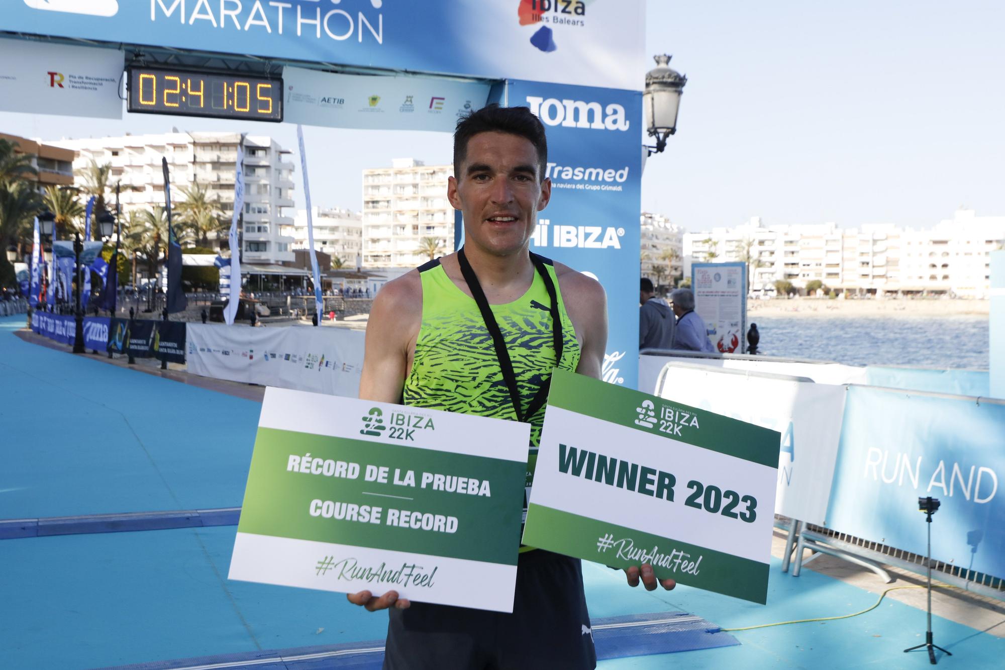 Búscate en nuestra galería de fotos del Santa Eulària Ibiza Marathon