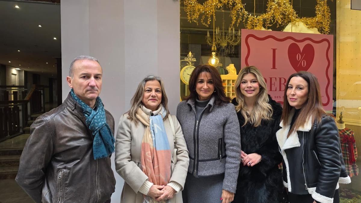 Ayuntamiento y UCCL se unen por el inicio de las rebajas en Lorca.