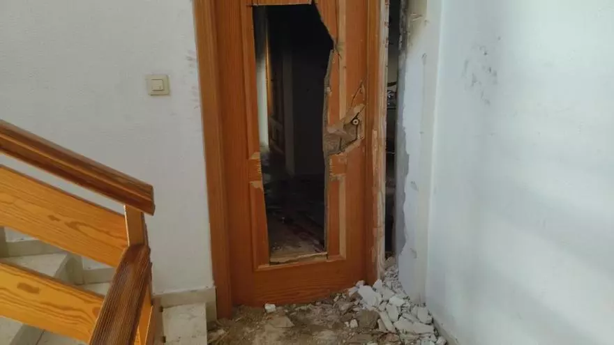 El angustioso rescate de la mujer atrapada en un incendio en su casa en Xàbia