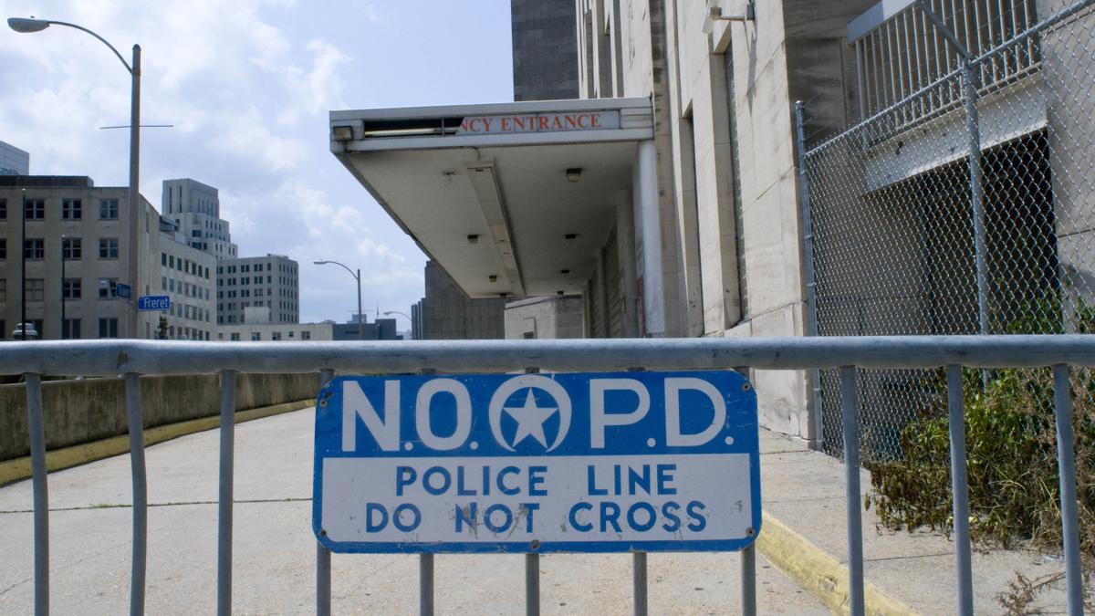 Imagen de archivo de una valla de seguridad de la Policía de Nueva Orleans.