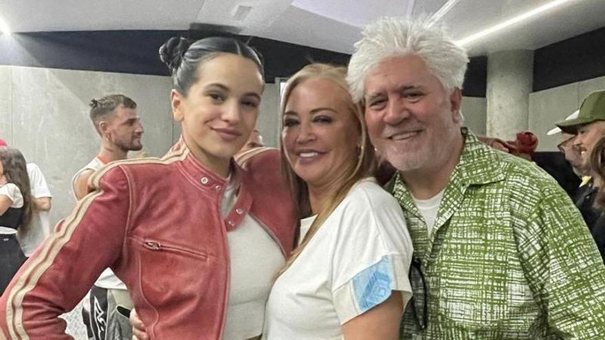 Belén Esteban y Pedro Almodóvar en el concierto de Rosalía