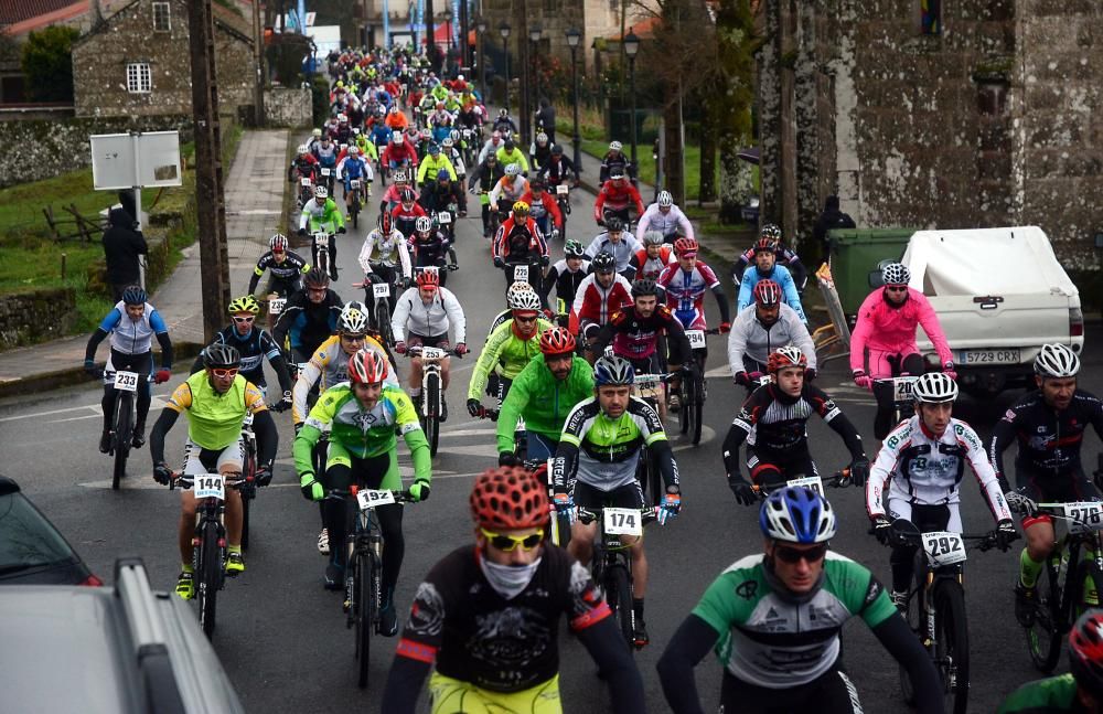 Récord de participantes en la prueba de BTT de Cotobade