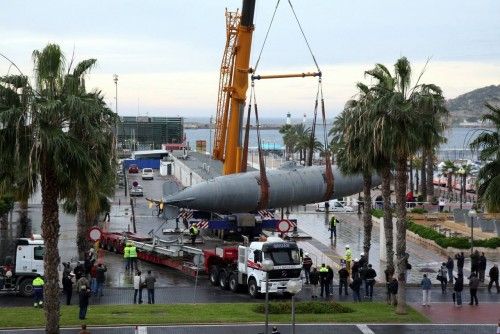 Traslado del sumarino Isaac Peral al museo naval en Cartagena