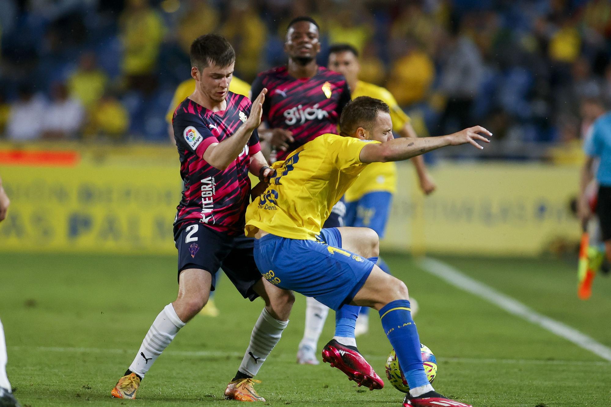 EN IMÁGENES: Así fue el sufrido empate del Sporting en Las Palmas