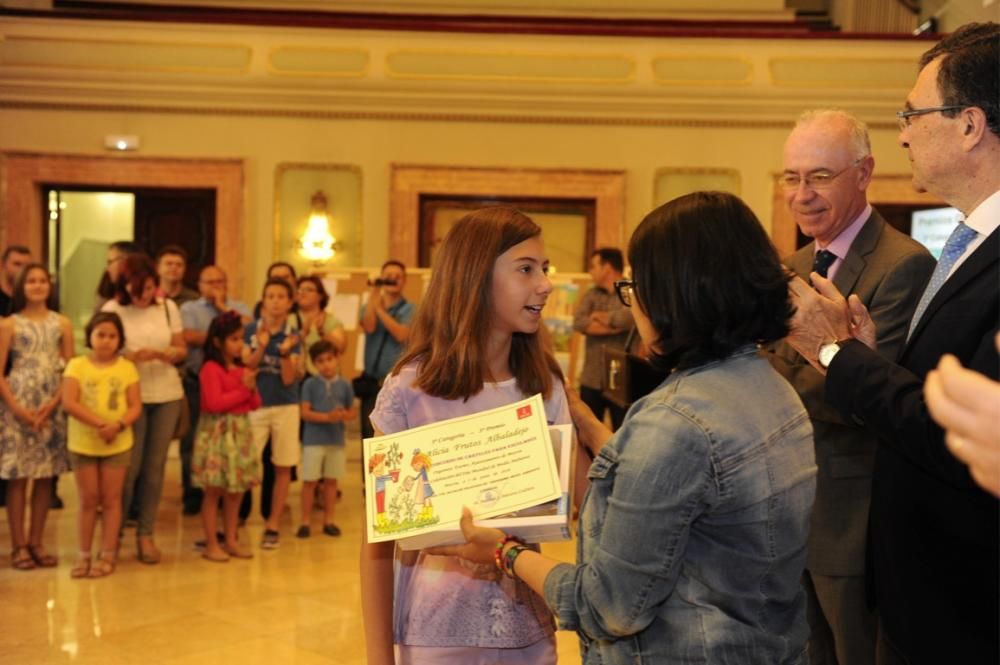 El alcalde de Murcia entrega a los niños y niñas los premios municipales del Día del Medio Ambiente