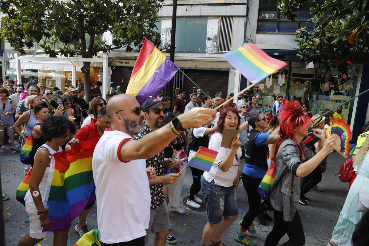 El desfile del Orgullo en Gijón, en imágenes