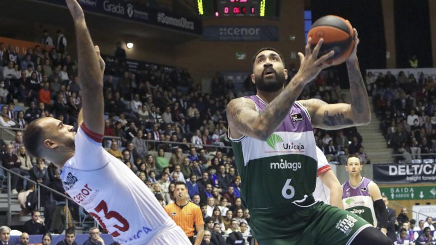 86-87: Victoria de coraje en Santiago de un Unicaja que quiere jugar la Copa