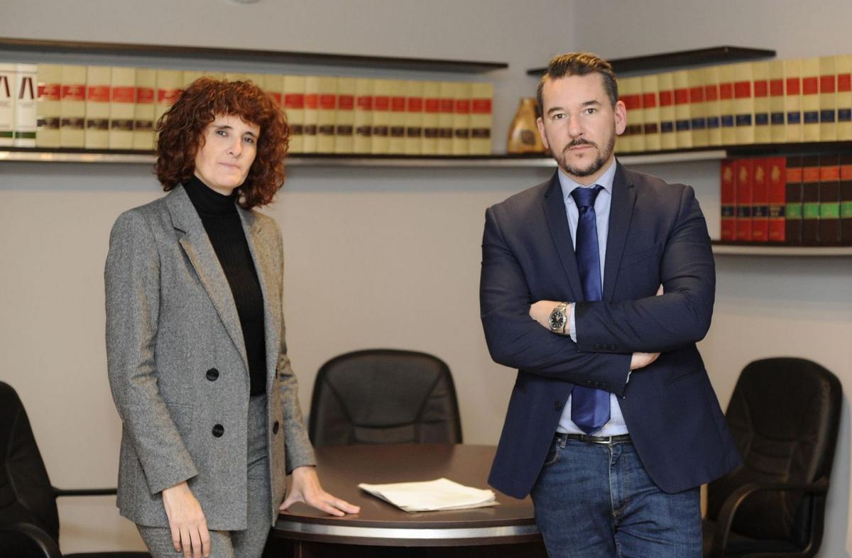 La procuradora Cayetana Marín y el abogado, Jose Basanta. | Bernabé