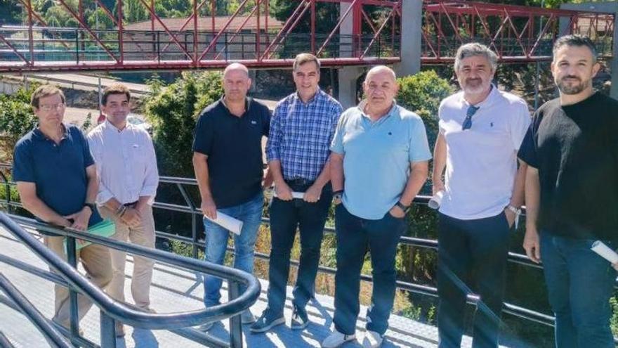 Concluye la obra para rehabilitar la pasarela peatonal de Caborana, que estuvo dos años fuera de servicio