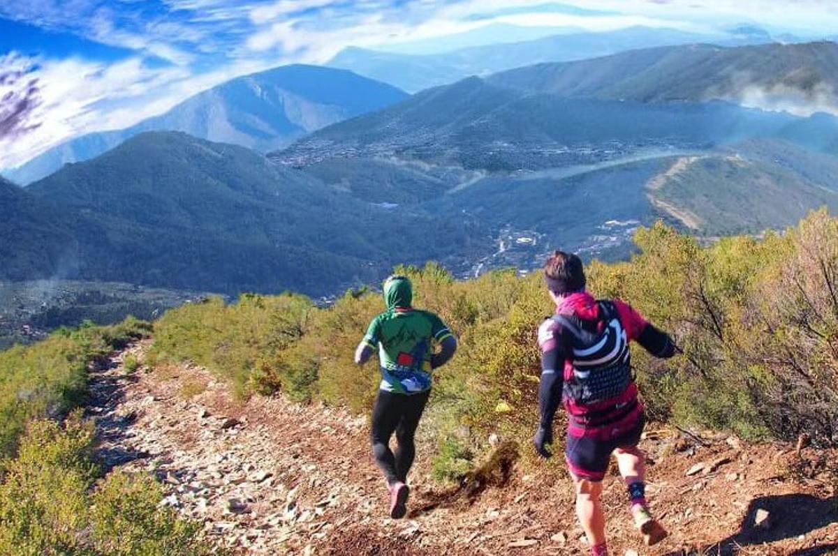 Espectacular imagen de una edición anterior del Trail Cumbres Hurdanas.
