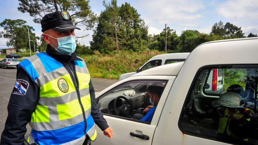 Dimite el jefe de la Policía Local de A Illa por un conflicto laboral abierto con el actual alcalde