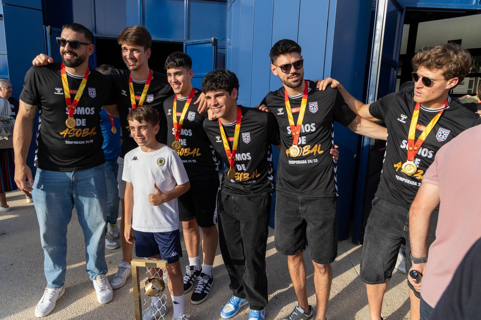 Recibimiento de los recién ascendidos Eon Horneo recién ascendidos a la liga Asobal de balonmano