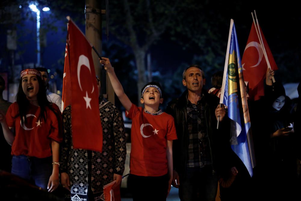 Erdogan gana el referéndun constitucional en Turquía