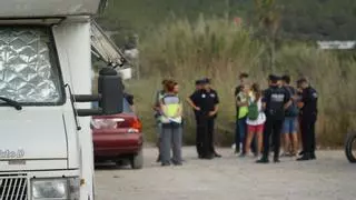 Los servicios sociales y la Policía visitan el asentamiento ilegal de sa Joveria de Ibiza