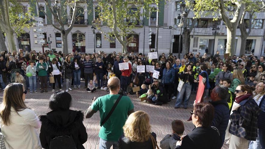 Así ha sido la concentración de apoyo en Xàtiva a la huelga educativa