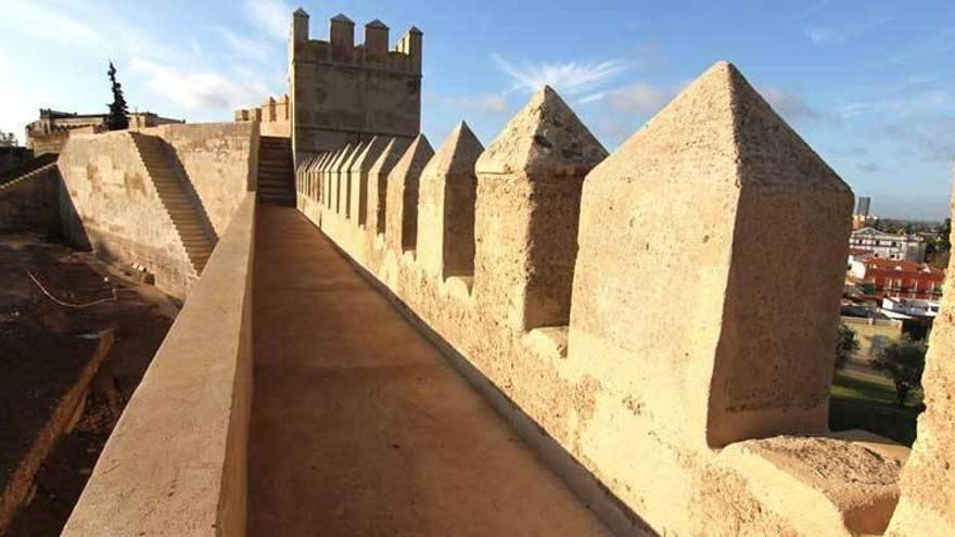 Badajoz sacará a concurso las obras para la limpieza de las laderas de la alcazaba