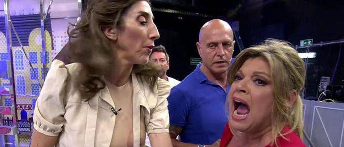 Paz Padilla, Kiko Matamoros y Terelu Campos en un momento de tensión en 'Sálvame'.