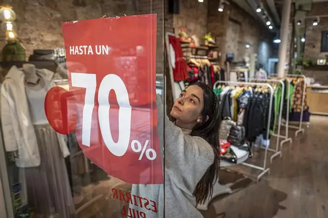 Las rebajas resisten