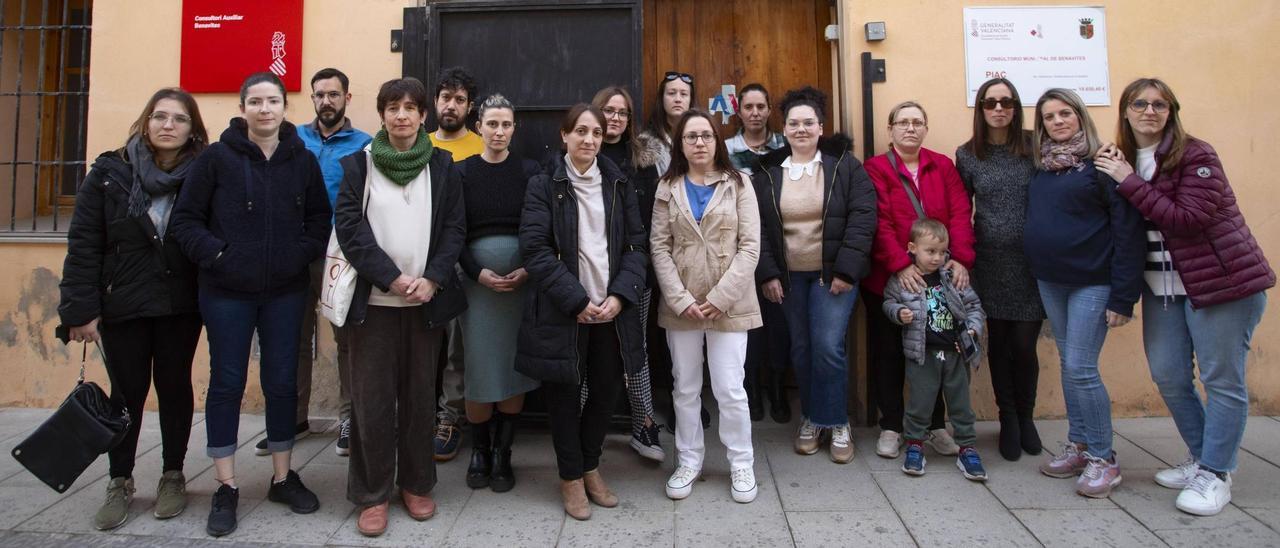 Grupo de madres y padres de Benavites.