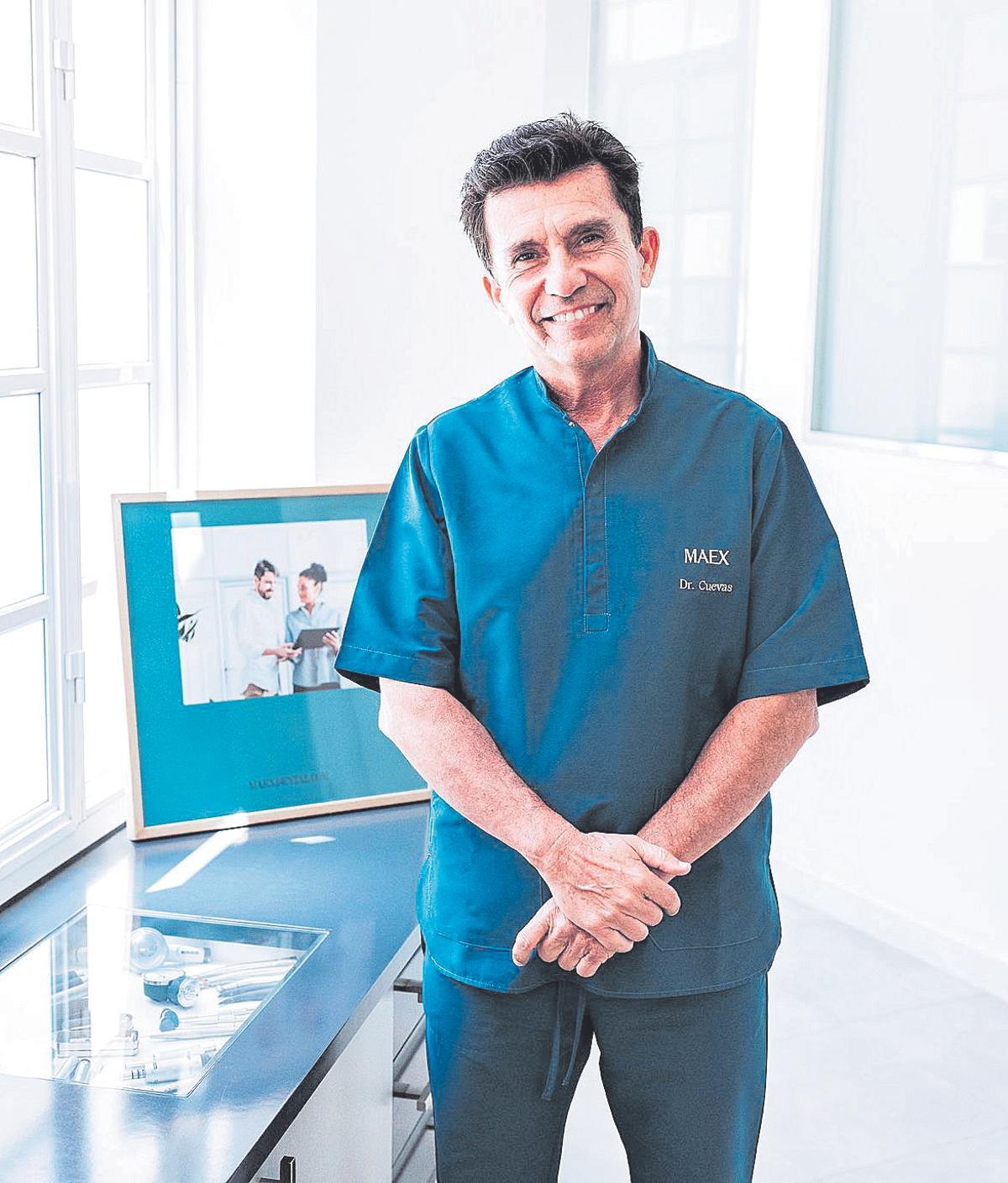 El doctor Alberto Cuevas Millán.