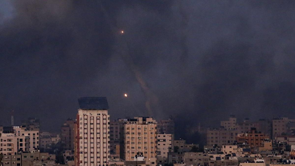 Imagen de las explosiones debidas a los enfrentamientos entre Israel y Palestina.