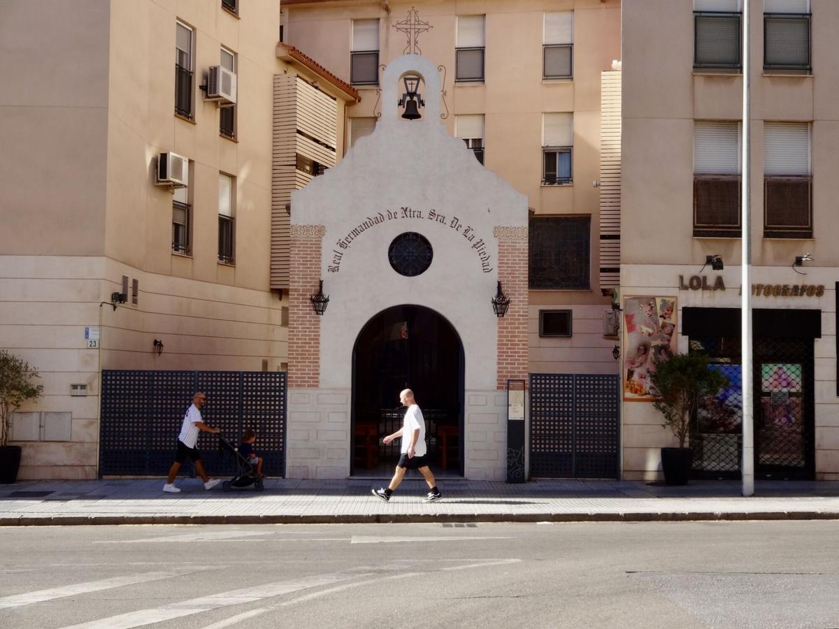 Las pinturas murales en el Centro de Málaga piden auxilio
