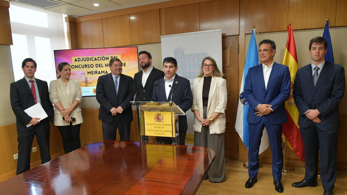 Pedro Blanco, Judit Carreras, Juan Manuel Rodríguez y representantes de Coventina.