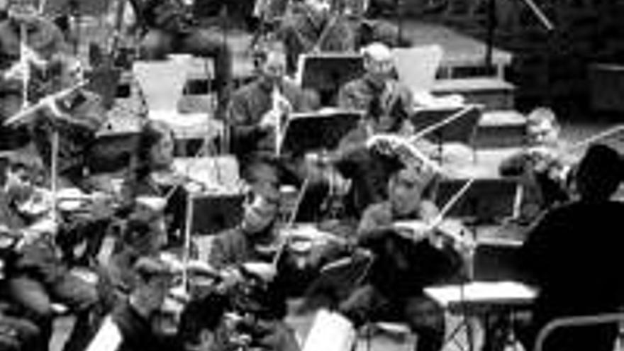 La orquesta de Extremadura interpreta bandas sonoras de conocidas películas