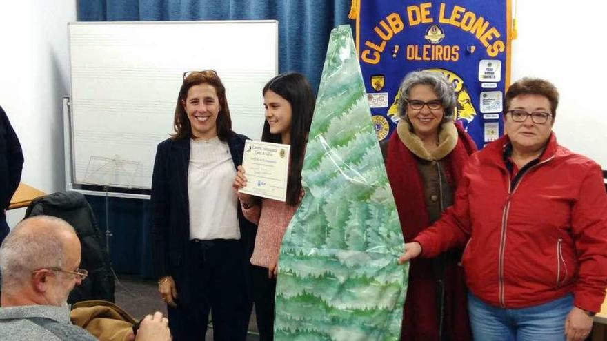 Premio de los Leones al mejor cartel de paz