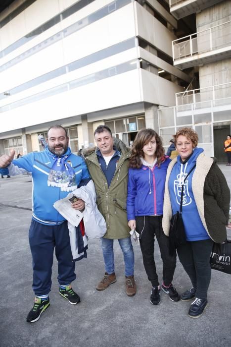 La afición acude a animar al Oviedo ante el Córdoba