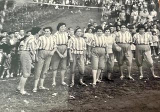 Gelita "La Garrincha", una de las primeras futbolistas de España: "Lo de Rubiales no hubiera pasado en los cincuenta; estaba la gente loca con nosotras"