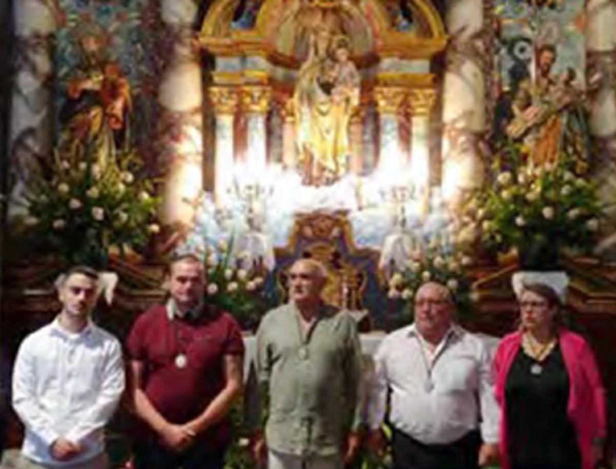 Miembros de la junta directiva de la Cofradía de la Misericordia-Gremio de Mareantes de Cangas. | FDV